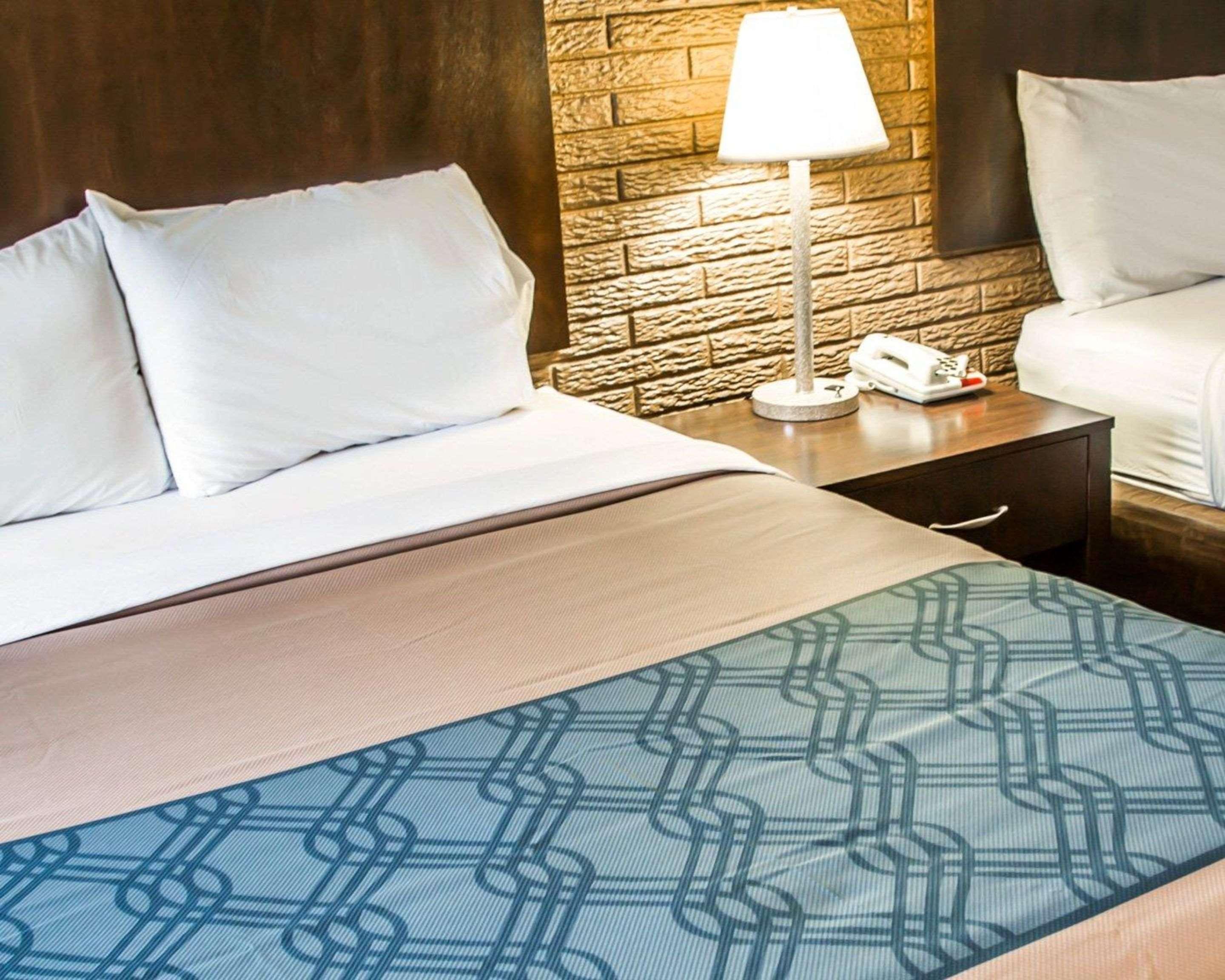 Rodeway Inn & Suites Wilmington North Εξωτερικό φωτογραφία
