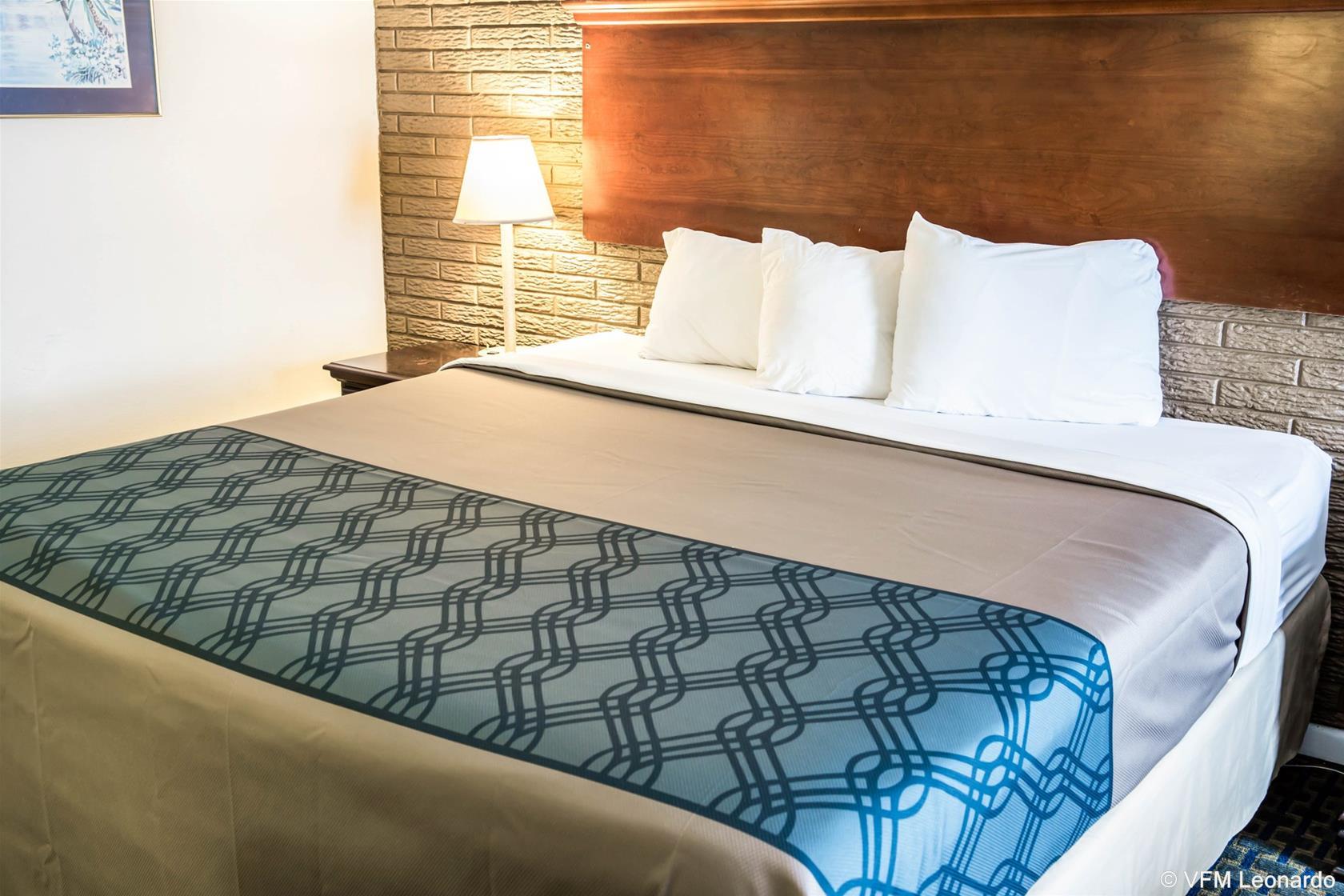 Rodeway Inn & Suites Wilmington North Εξωτερικό φωτογραφία