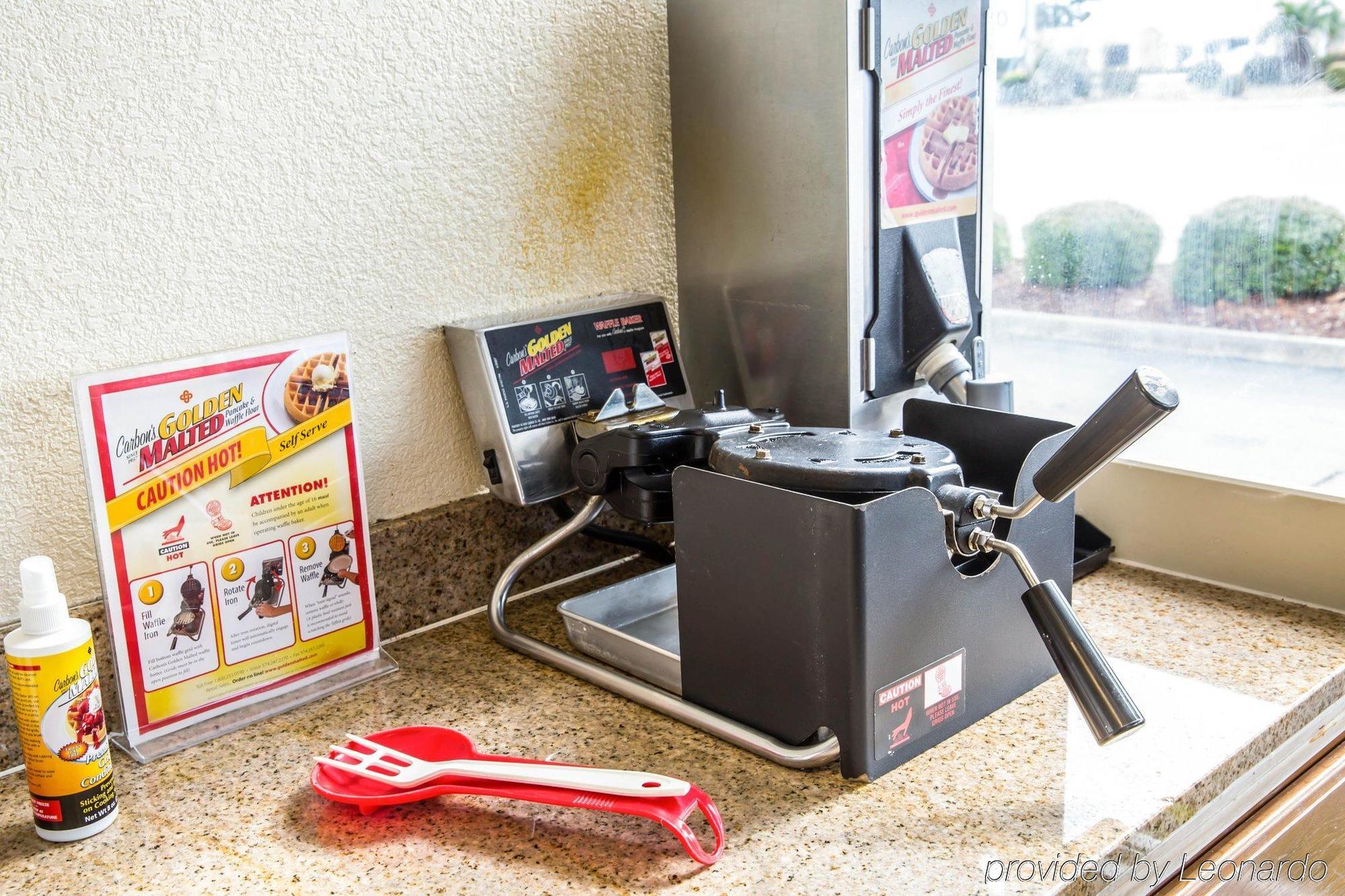 Rodeway Inn & Suites Wilmington North Εξωτερικό φωτογραφία